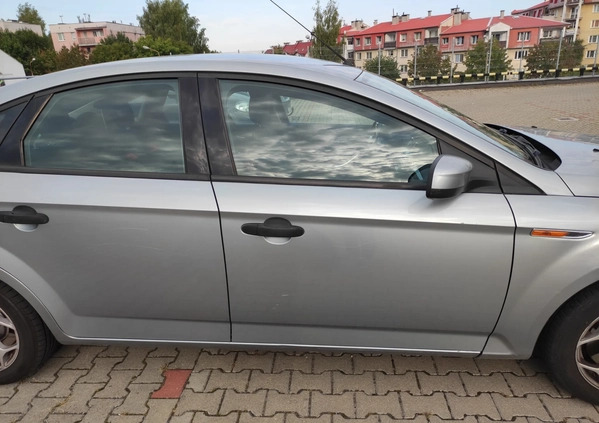 Ford Mondeo cena 19000 przebieg: 260000, rok produkcji 2010 z Olsztyn małe 352